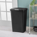 Cesto Sterilite negro para basura · 13 galones